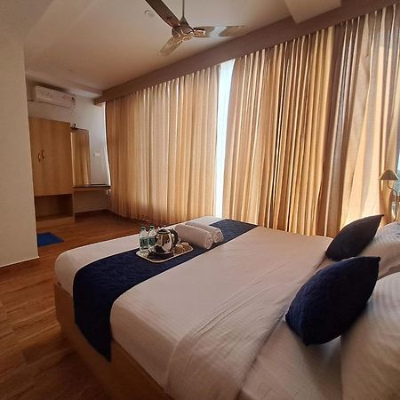 Sky Inn Mysore Exterior foto