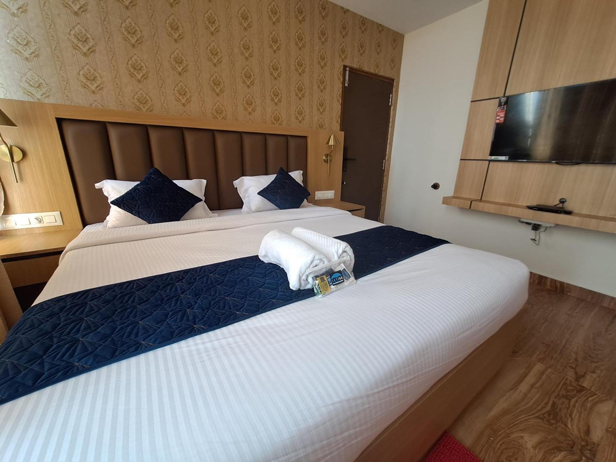 Sky Inn Mysore Exterior foto